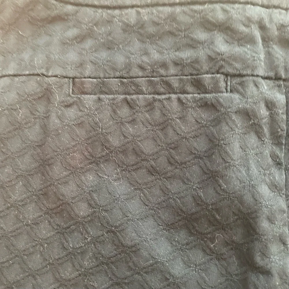 Anthropologie CARTONNIER Black Woven Texture Shorts! Very good condition! Size 0